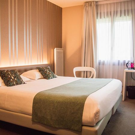 The Originals City, Hotel Les Caps, Saint-Brieuc Est لومبال المظهر الخارجي الصورة